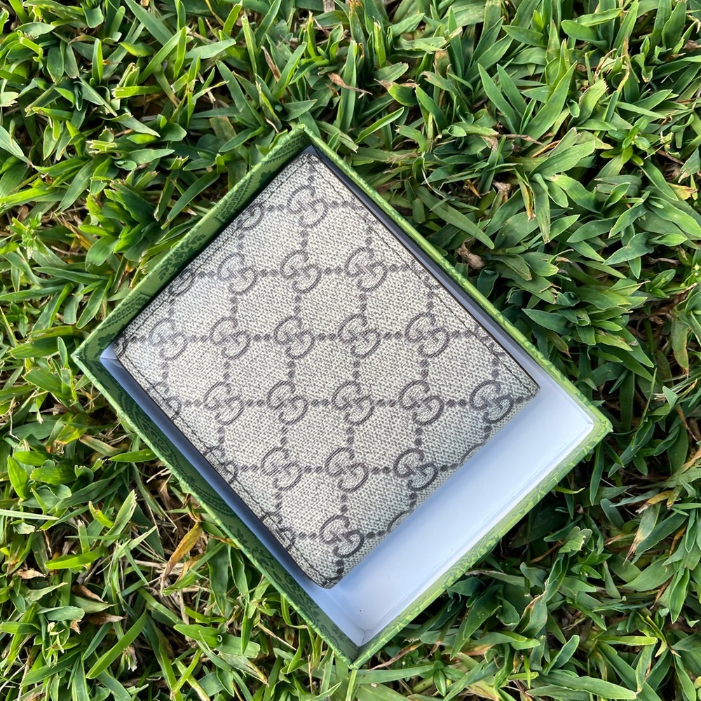 Gucci Black and Gray Monogram Card Holder